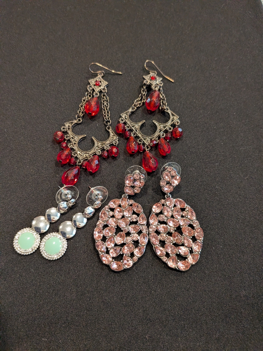 Vintage-Inspired Red Crystal Chandelier Earrings - Set Of 3 Pairs